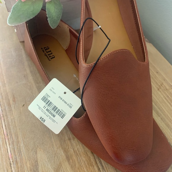 Womens Cognac Flats - Picture 3 of 4